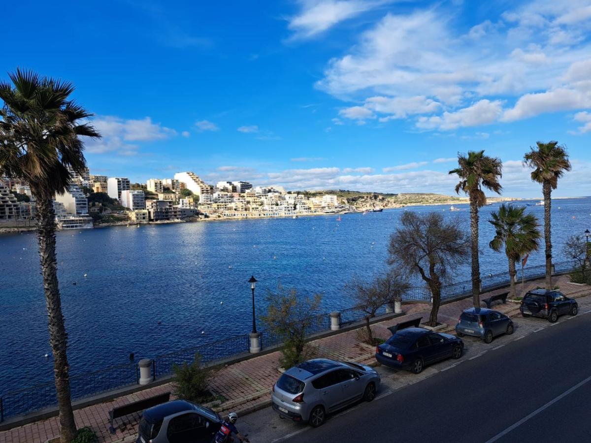 Seafront Apartment In St. Paul'S Bay Exterior photo